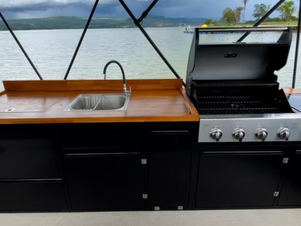 884cd5_f10b4b69cde04b00bd741a6ad876e6ac~mv23